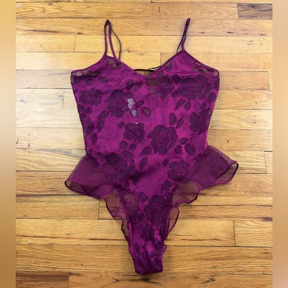 Victorias Secret Gold Label Maroon Floral Teddy Size Small - Picture 3 of 7